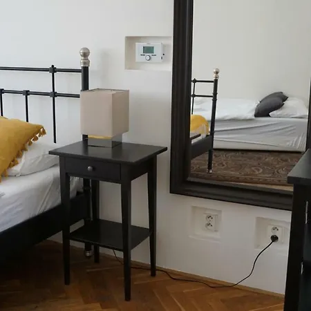 Apartment Funci Dancing 6 *
