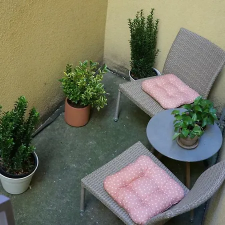 Funci Dancing 6 Apartment Prag